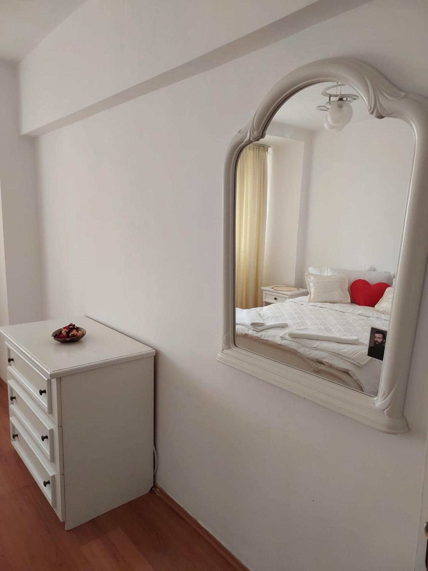 Panorama Mega Apartament Pantelimon Букурещ Екстериор снимка